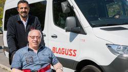 Blaguss Minibus Rollstuhl 6